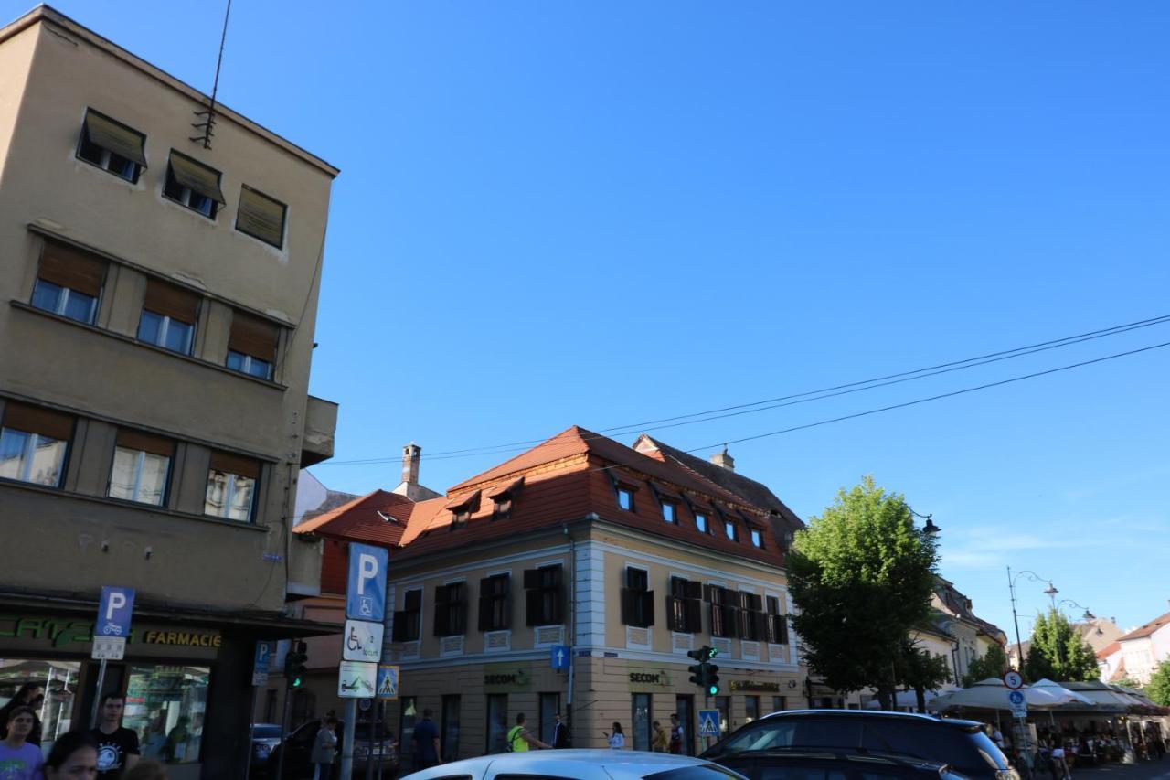 Moonlight Apartments Сибиу Екстериор снимка