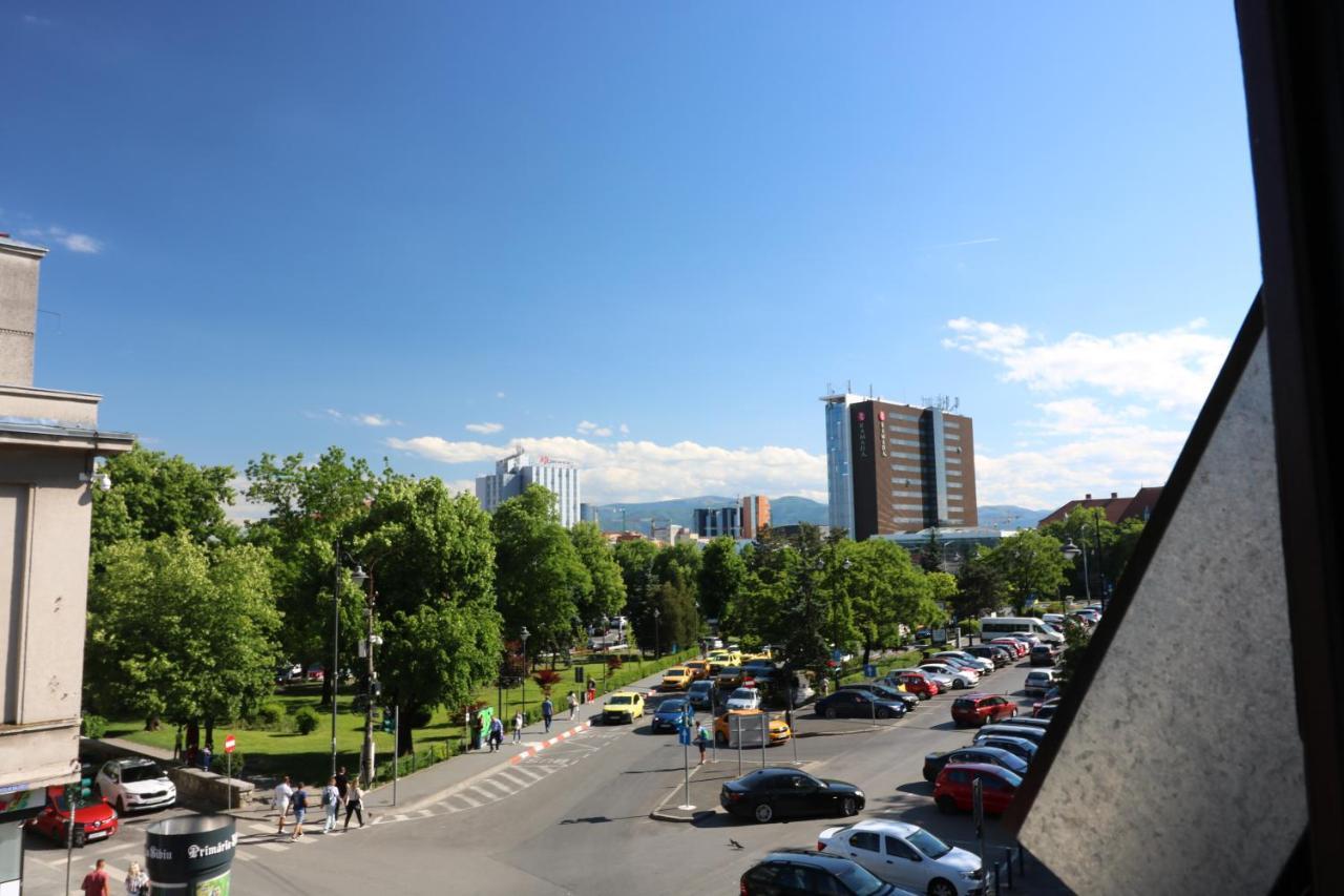 Moonlight Apartments Сибиу Екстериор снимка